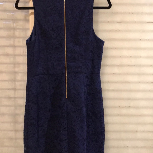 Dress - Picture 3 of 4